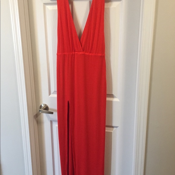 Red Deep V Dress - Picture 4 of 10